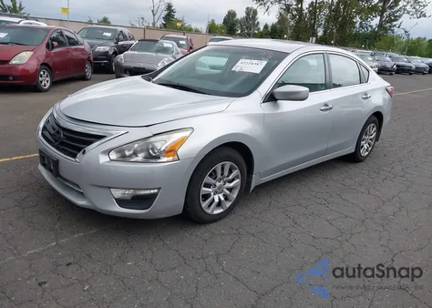 2015 Nissan Altima 2.5 S from USA, damaged, VIN 1N4AL3AP0FC168887